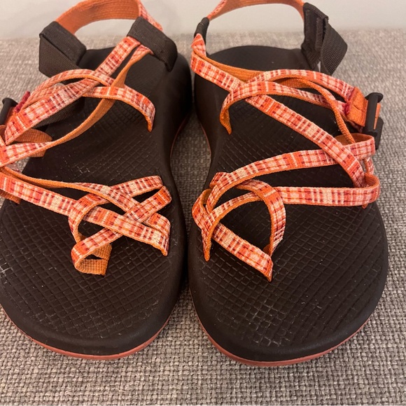 Chaco Women's ZX/2 Classic Hiking Orange Comfort Sandals Size 8 - Picture 2 of 10